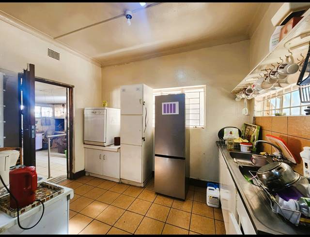 3 BEDROOM HOUSE FOR SALE IN THREE RIVERS